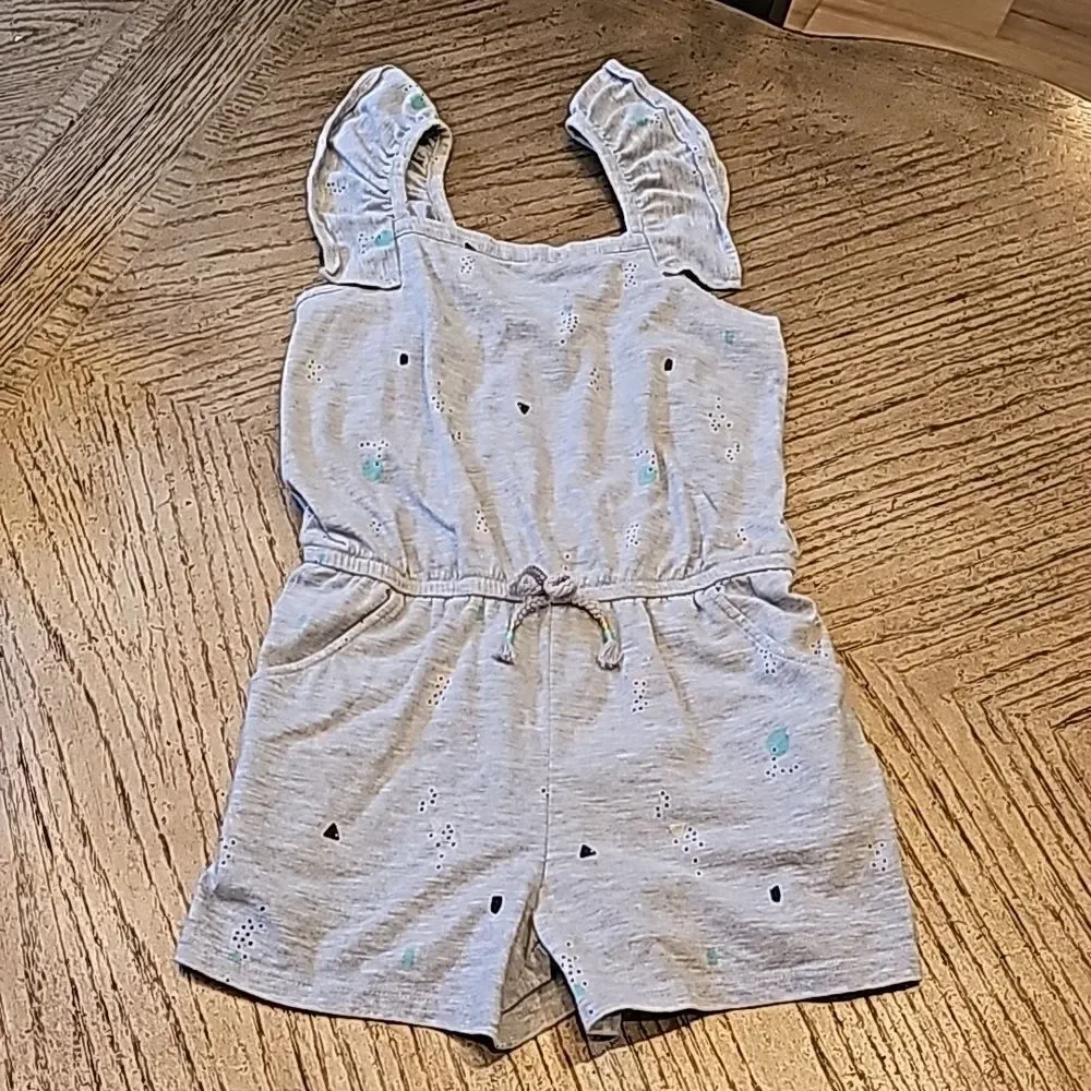 Girls gray short romper size M 7/8